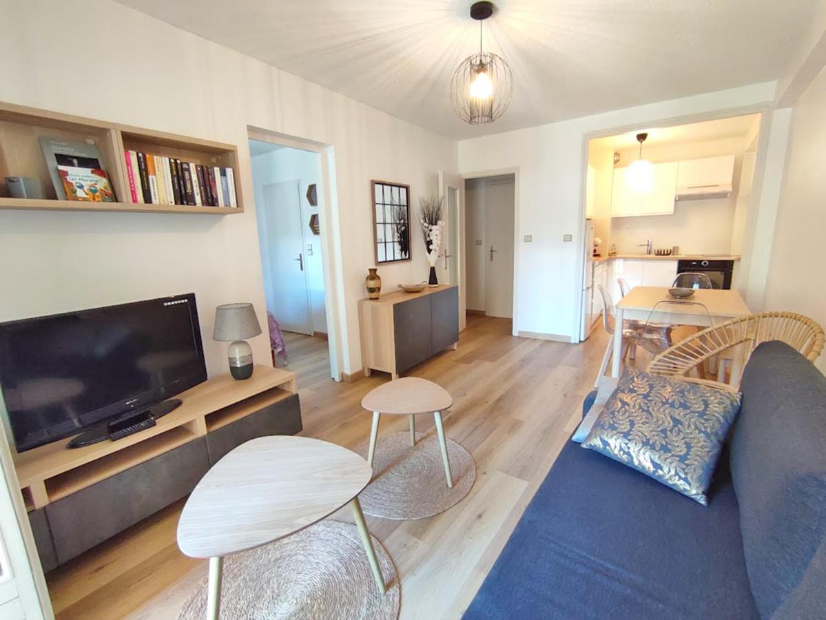 Chez Dominique, T2, Centre Ville, Vue Montagne, Wifi, 4 Personnes Bagnères-de-Luchon المظهر الخارجي الصورة